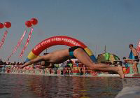 В Харбине стартовали международные соревнования по зимнему плаванию