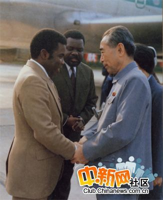 Фотографии в честь первого премьера КНР Чжоу Эньлая 53