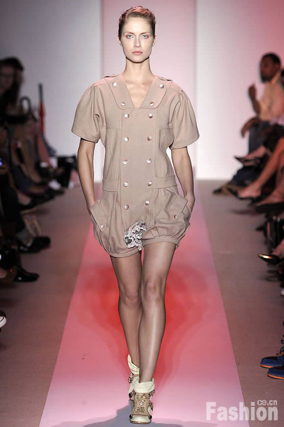 Презентация коллекции женской одежды сезона весна-лето 2009 «Alexandre Herchcovitch»3
