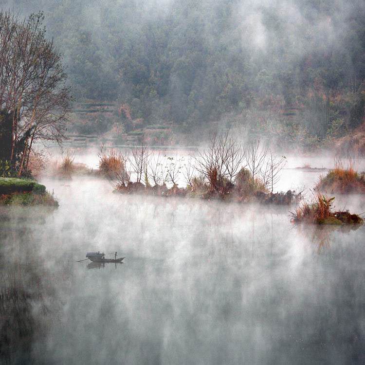 Туман на реке Хотунси