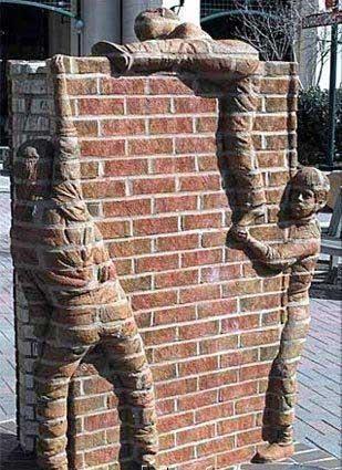 Оригинальные зрелища на улицах разных стран мира6