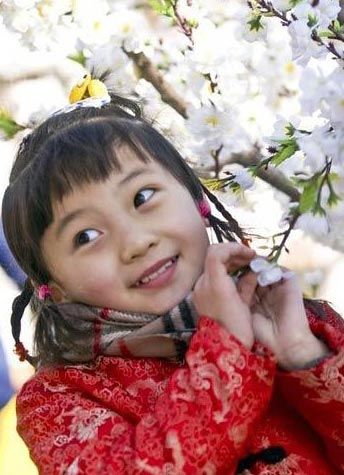 Фотографии красивой девочки Линь Мяокэ 2