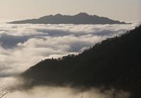 Величественное море облаков в горах Хуаншань