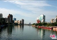 Река Айхэ в городе Гаосюн провинции Тайвань
