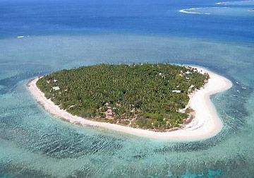 Остров Tаваруа в форме сердца в Фиджи