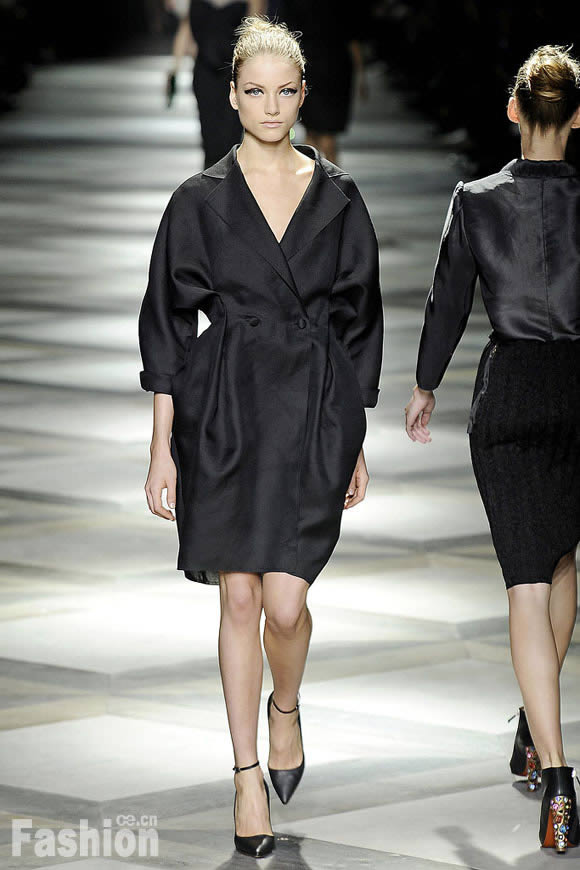 Презентация коллекции женской одежды сезона весна-лето 2009 «Lanvin»12