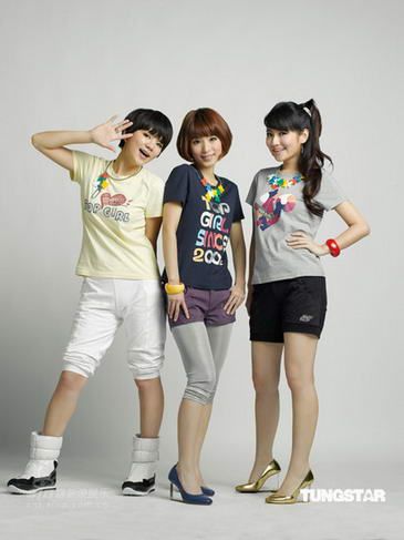 Новые фотографии тайваньской девичьей группы «S.H.E»
