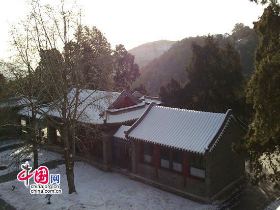 Горы Сяншань после снега
