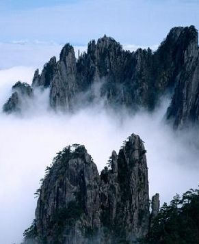 10 самых красивых гор провинции Сычуань