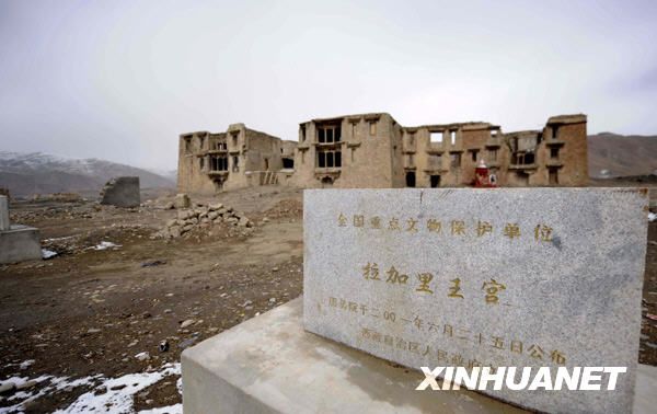 Таинственные развалины дворца Лацзяли в Тибете 2