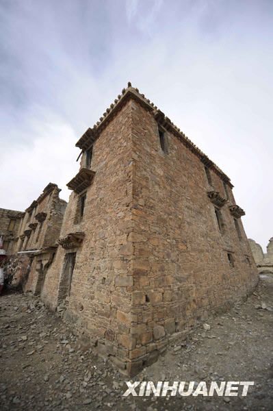 Таинственные развалины дворца Лацзяли в Тибете 4