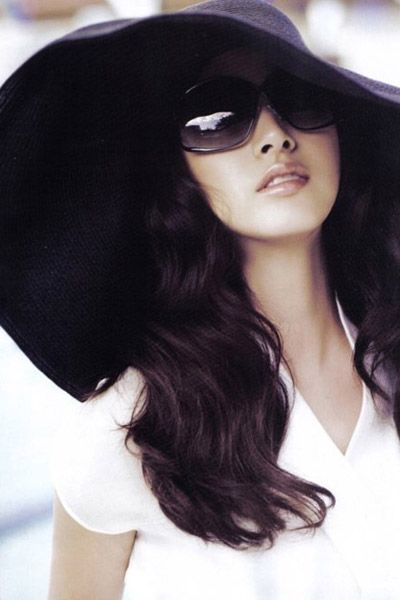 Красивая корейская актриса Ким Тхэ Хи 7
