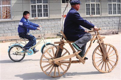 Плотницкое мастерство: оригинальный велосипед из дерева 