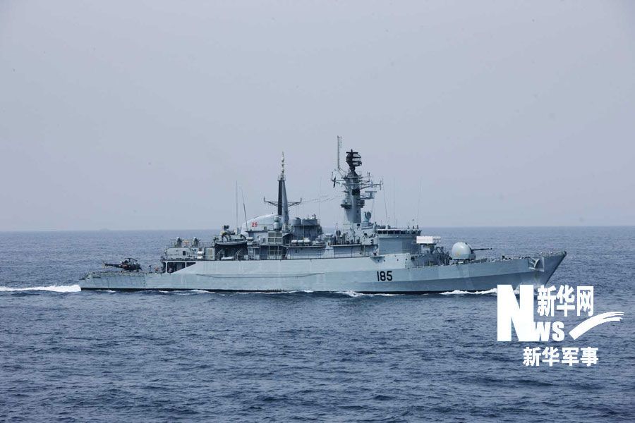 Военные корабли и военно-морская авиация разных стран на Международных военно-морских учениях «Мир-09» 6