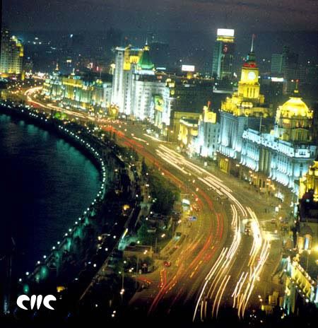 Ночной облик Шанхайской набережной