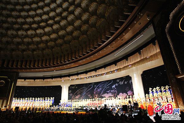 2-й Всемирный буддийский форум открылся в г. Уси