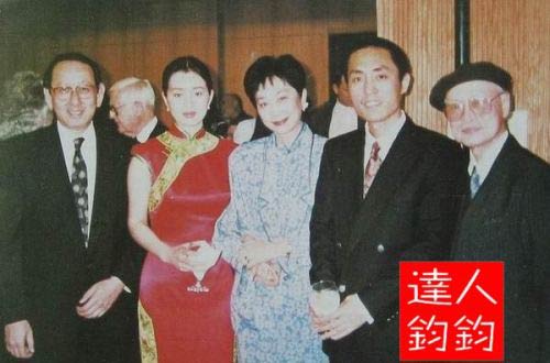 Совместные фотографии Чжан Имоу и Гун Ли 20 лет назад