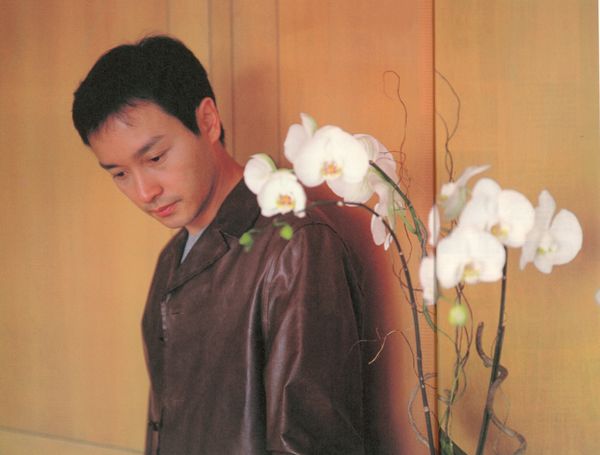 6-я годовщина со дня смерти актера и певца Чжан Гожуна 5