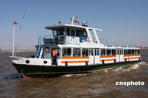 Открытие судоходного движения на харбинском участке реки Сунхуацзян 