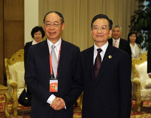 Премьер Госсовета КНР Вэнь Цзябао встретился с гостями с Тайваня