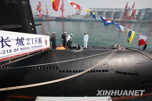 Главы делегаций ВМС разных стран посетили корабли ВМС КНР 1