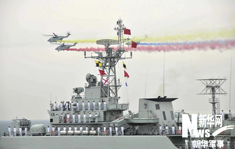 Шесть прекрасных мгновений военно-морского парада в честь 60-летия создания ВМС НОАК 4