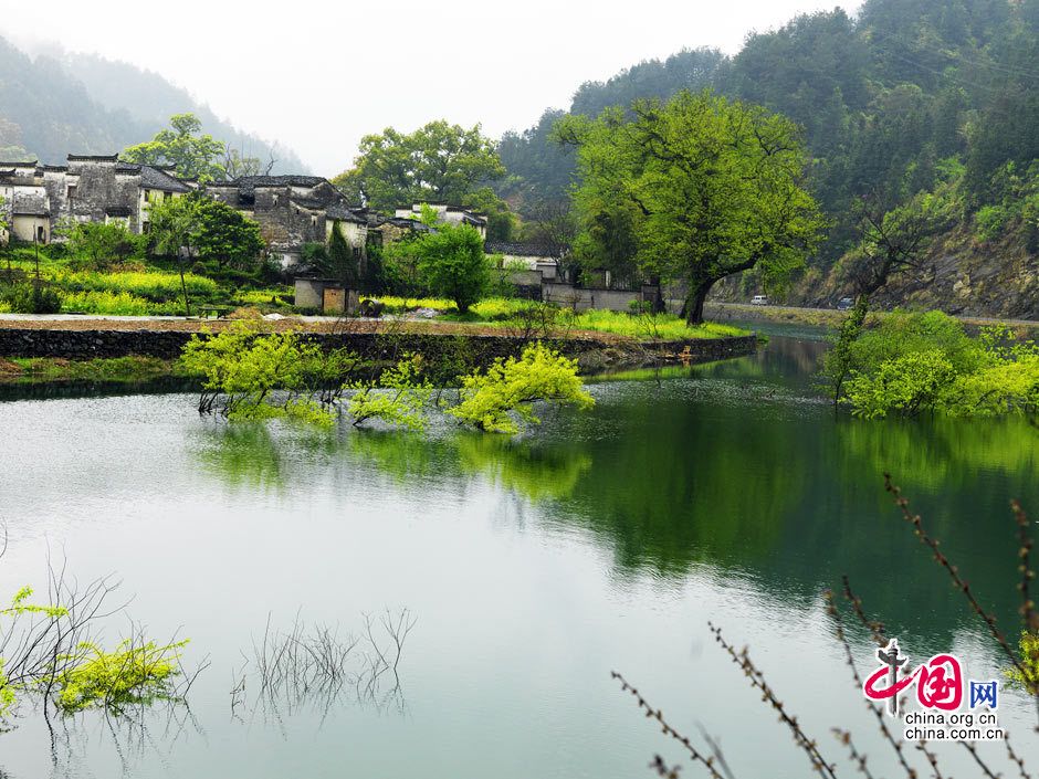 Красивые весенние пейзажи уезда Уюань провинции Цзянси