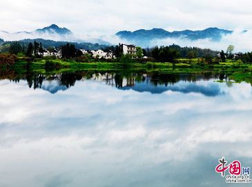 Красивые весенние пейзажи уезда Уюань провинции Цзянси