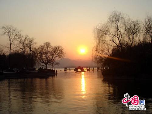 Озеро Сиху утром