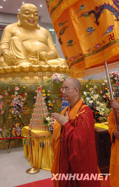 9 мая в монастыре Фамэньсы провинции Шэньси состоялась торжественная церемония установки пальцевой кости Будды в новопостроенной пагоде Хэшишэлита. Она является единственной в мире пальцевой костью Будды Шакьямуни.