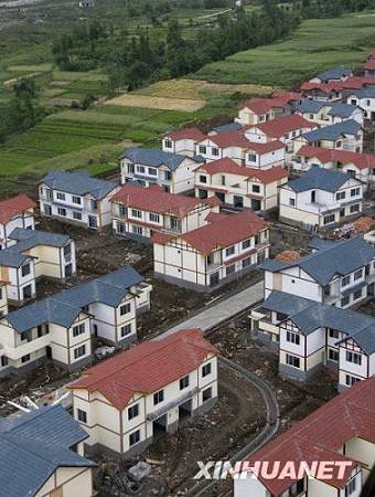 Фотографии восстановительного строительства в пострадавших от землетрясения районах, сделанные с высоты птичьего полета