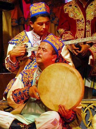 Уйгурское искусство «Мукам» хорошо охраняется в Синьцзяне Уйгурское искусство «Мукам» хорошо охраняется в Синьцзяне