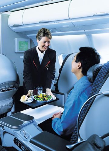 Красивая униформа стюардесс из 15 стран мира 9