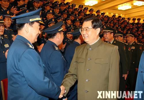 Ху Цзиньтао призвал создать мощные ВВС НОАК, отвечающие требованиям нового времени1