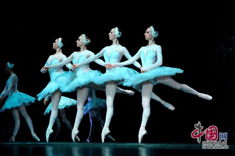 Классический русский балет «Лебединое озеро» посетил Китай 2