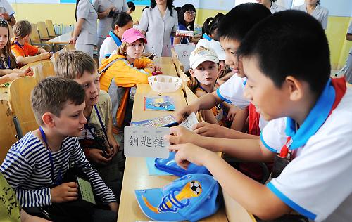 Китайские и российские школьники приняли участие в китайско-российском культурном фестивале