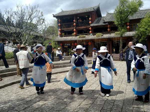 Жители Лицзяна