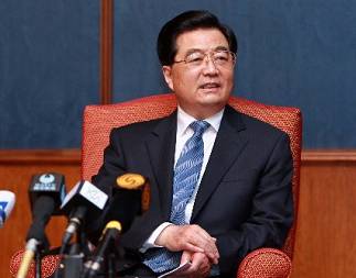 Ху Цзиньтао дал китайским и иностранным журналистам совместное интервью
