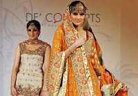 В Пакистане состоялся модный показ