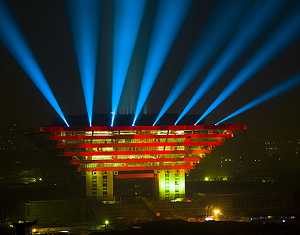 В национальный павильон Китая на ЭКСПО-2010 проведено электричество
