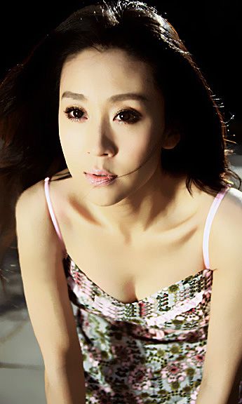 Сексуальная актриса Мяо Пу 4