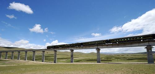 Функционирование Цинхай-Тибетской железной дороги стимулирует развитие экономики Цинхай-Тибетского нагорья