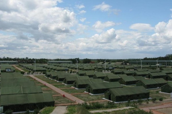 Военный лагерь