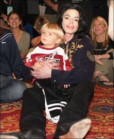 Фотографии счастливой семейной жизни Майкла Джексона