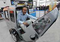 72-летний старик самостоятельно сконструировал экологически чистый электромобиль