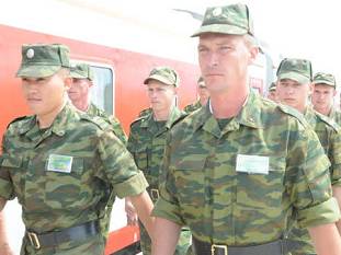 Российские войска прибывают в Китай для участия в совместных военных учениях 'Мирная миссия-2009'
