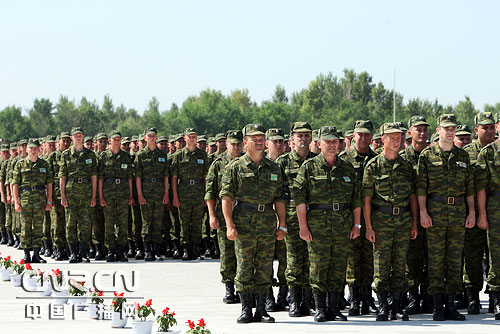 15 июля состоялась церемония официального открытия военного лагеря «Мирная миссия-2009».