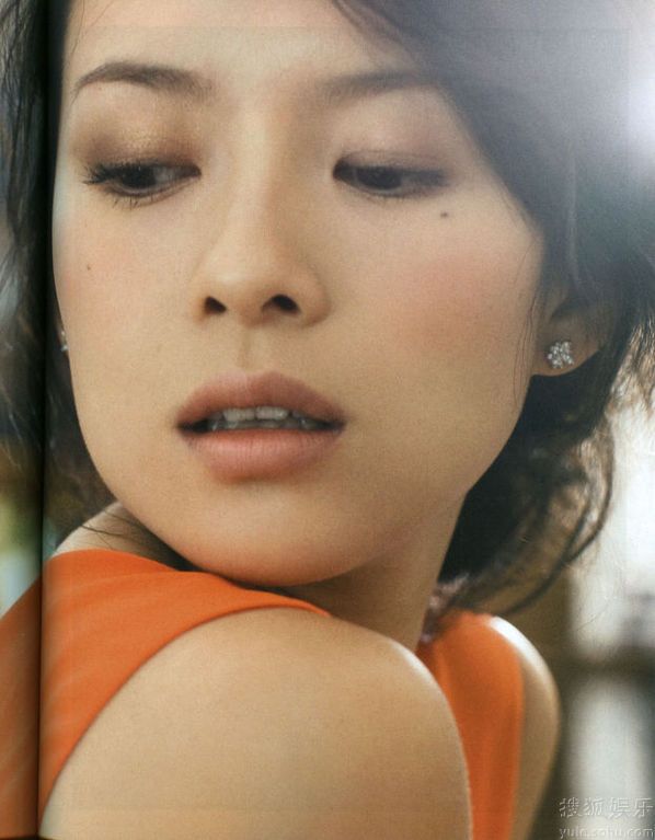 Чжан Цзыи на обложке модного журнала «ELLE»