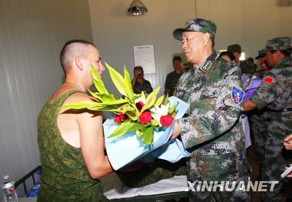 Начальники генштабов Китая и России посетили совместные военные учения «Мирная миссия - 2009» 7