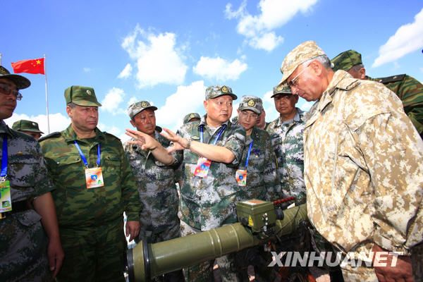 Начальники генштабов Китая и России посетили совместные военные учения «Мирная миссия - 2009» 14